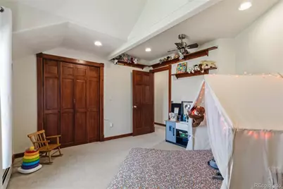 8124 S Ireland Way, Aurora, CO 80016 - Photo 32