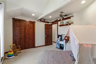 8124 S Ireland Way, Aurora, CO 80016 - Photo 32