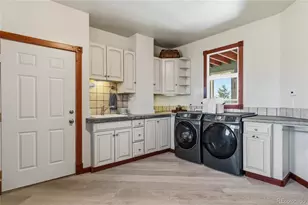 8124 S Ireland Way, Aurora, CO 80016 - Photo 20