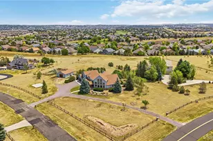 8124 S Ireland Way, Aurora, CO 80016 - Photo 48