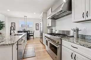 27553 E Euclid Dr, Aurora, CO 80016 - Photo 10