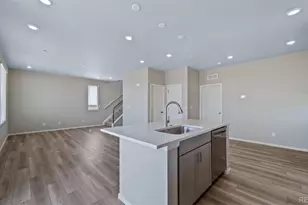 628 Wagon Wheel Wy, Bennett, CO 80102 - Photo 8