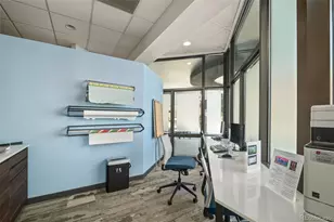 100 Park Ave W, Denver, CO 80205 - Photo 34