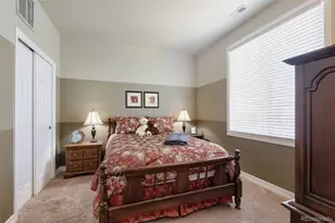 10122 Bluffmont Ln, Lone Tree, CO 80124 - Photo 32
