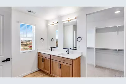 696 N Tempe Street, Aurora, CO 80018 - Photo 20