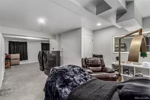 2039 Espana Way, Aurora, CO 80011 - Photo 32