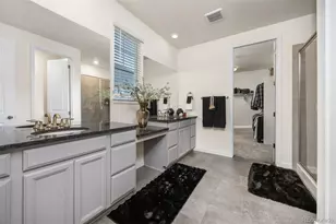 1056 S Elk Way, Aurora, CO 80018 - Photo 18