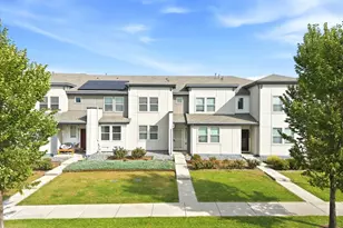 16035 E Elk Pl, Denver, CO 80239 - Photo 2