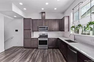 8361 Parkland St, Broomfield, CO 80021 - Photo 6