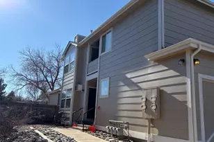 841 S Uravan Ct, Aurora, CO 80017 - Photo 2