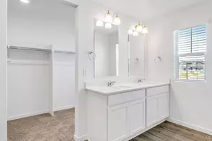 381 N Bersshine St, Watkins, CO 80137 - Photo 10