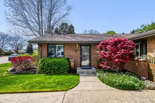 2505 Willow Ln, Lakewood, CO 80215 - Photo 2