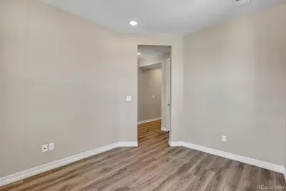 257 S Scottsburg Court, Aurora, CO 80018 - Photo 14