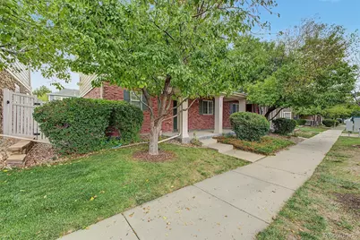 1167 S Richfield Court, Aurora, CO 80017 - Photo 2