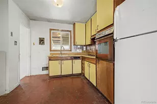 10693 Loren Ln, Denver, CO 80233 - Photo 8