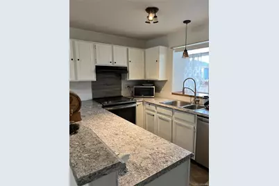 1192 S Zeno Way #E, Aurora, CO 80017 - Photo 6