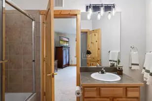 337 Streamside Ln, Frisco, CO 80443 - Photo 12