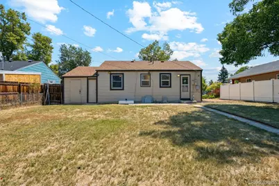 775 Joliet Street, Aurora, CO 80010 - Photo 14
