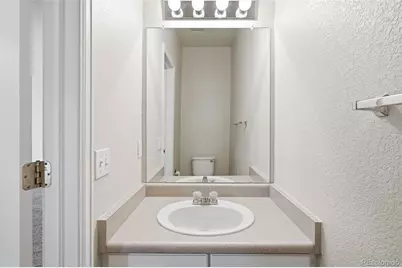 2526 S Tucson Circle, Aurora, CO 80014 - Photo 8