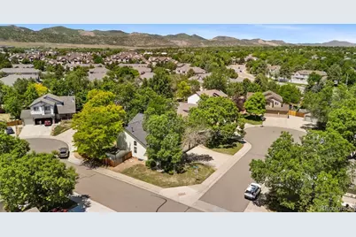 8359 S Flower Way, Littleton, CO 80128 - Photo 6