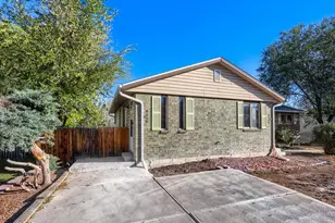 9457 W 56th Pl, Arvada, CO 80002 - Photo 14