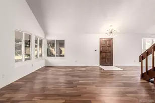 135 S Eagle Cir, Aurora, CO 80012 - Photo 4