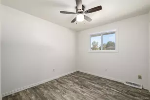 11087 Montview Blvd, Aurora, CO 80010 - Photo 18