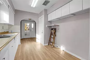 5687 S Foresthill St, Littleton, CO 80120 - Photo 12