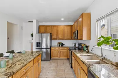 19306 E 58th Circle, Aurora, CO 80019 - Photo 10