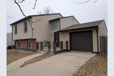 220 McKinley Drive, Bennett, CO 80102 - Photo 2