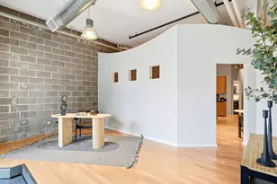 2142 Curtis Street, Denver, CO 80205 - Photo 4
