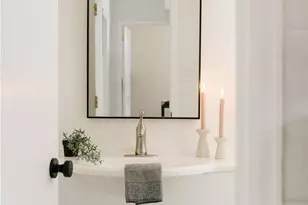 527 E Mexico Ave, Denver, CO 80210 - Photo 14