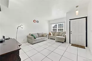 10987 Eagle Creek Pkwy, Commerce City, CO 80022 - Photo 4