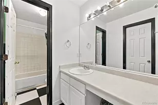 10987 Eagle Creek Pkwy, Commerce City, CO 80022 - Photo 18