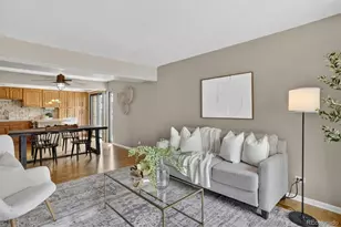 2883 S Locust St, Denver, CO 80222 - Photo 4