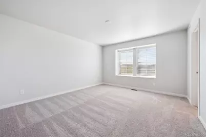 9454 Danube Street, Commerce City, CO 80022 - Photo 8