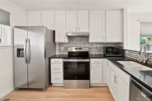 9687 Eagle Creek Pkwy, Commerce City, CO 80022 - Photo 10