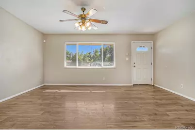 414 Maplewood Drive, Colorado Springs, CO 80907 - Photo 4