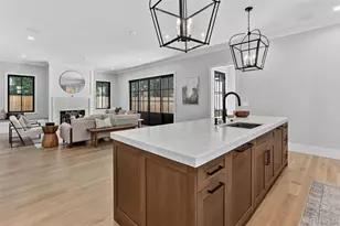 711 S Vine, Denver, CO 80209 - Photo 6