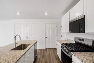 21097 E 65th Ave, Aurora, CO 80019 - Photo 6