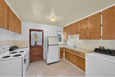 10831 Lowry Place, Aurora, CO 80010 - Photo 10