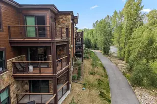 1044 Blue River Pkwy, Silverthorne, CO 80498 - Photo 16
