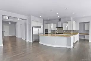 9781 Cantabria Point, Lone Tree, CO 80124 - Photo 10