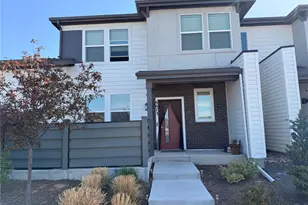 6673 N Ceylon St, Denver, CO 80249 - Photo 2