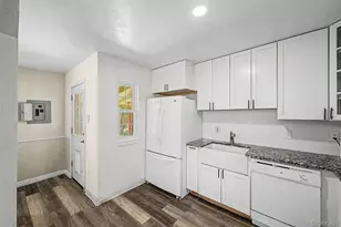 1042 Yuba St, Aurora, CO 80011 - Photo 10
