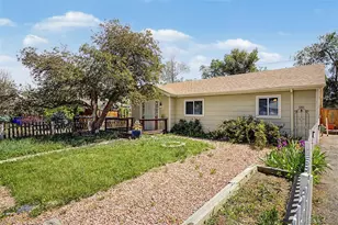 1042 Yuba St, Aurora, CO 80011 - Photo 2