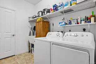 1955 South Espana Court, Aurora, CO 80013 - Photo 10