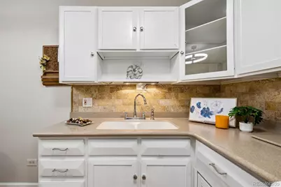 690 S Alton Way #6B, Denver, CO 80247 - Photo 8