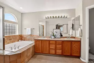 20395 E 49th Ave, Denver, CO 80249 - Photo 24