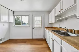 729 Havana St, Aurora, CO 80010 - Photo 14